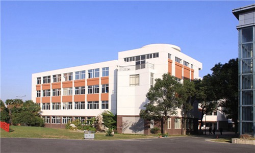 廣元工程技工學校